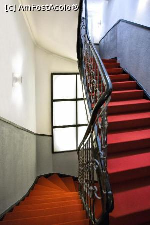[P03] casa scarii » foto by Chloe <span class="label label-default labelC_thin small">NEVOTABILĂ</span>