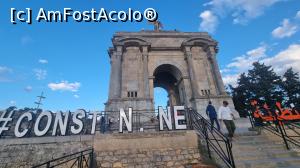 [P04] monumentul eroilor » foto by robert
 - 
<span class="allrVoted glyphicon glyphicon-heart hidden" id="av1379736"></span>
<a class="m-l-10 hidden" id="sv1379736" onclick="voting_Foto_DelVot(,1379736,28168)" role="button">șterge vot <span class="glyphicon glyphicon-remove"></span></a>
<a id="v91379736" class=" c-red"  onclick="voting_Foto_SetVot(1379736)" role="button"><span class="glyphicon glyphicon-heart-empty"></span> <b>LIKE</b> = Votează poza</a> <img class="hidden"  id="f1379736W9" src="/imagini/loader.gif" border="0" /><span class="AjErrMes hidden" id="e1379736ErM"></span>