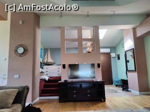 [P14] Vedere din living spre dormitorul cel mai mic (stânga) și hol (dreapta) » foto by crismis
 - 
<span class="allrVoted glyphicon glyphicon-heart hidden" id="av1383148"></span>
<a class="m-l-10 hidden" id="sv1383148" onclick="voting_Foto_DelVot(,1383148,28197)" role="button">șterge vot <span class="glyphicon glyphicon-remove"></span></a>
<a id="v91383148" class=" c-red"  onclick="voting_Foto_SetVot(1383148)" role="button"><span class="glyphicon glyphicon-heart-empty"></span> <b>LIKE</b> = Votează poza</a> <img class="hidden"  id="f1383148W9" src="/imagini/loader.gif" border="0" /><span class="AjErrMes hidden" id="e1383148ErM"></span>