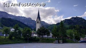 [P61] Hotel Malita<i> </i>Arabba<i> </i>- biserica catolica din fata hotelului » foto by elenaadina
 - 
<span class="allrVoted glyphicon glyphicon-heart hidden" id="av1386231"></span>
<a class="m-l-10 hidden" id="sv1386231" onclick="voting_Foto_DelVot(,1386231,28220)" role="button">șterge vot <span class="glyphicon glyphicon-remove"></span></a>
<a id="v91386231" class=" c-red"  onclick="voting_Foto_SetVot(1386231)" role="button"><span class="glyphicon glyphicon-heart-empty"></span> <b>LIKE</b> = Votează poza</a> <img class="hidden"  id="f1386231W9" src="/imagini/loader.gif" border="0" /><span class="AjErrMes hidden" id="e1386231ErM"></span>