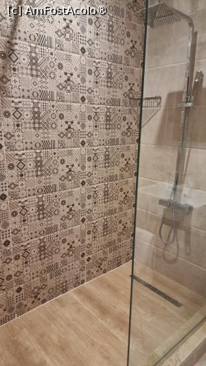 [P04] camera de baie » foto by robert
 - 
<span class="allrVoted glyphicon glyphicon-heart hidden" id="av1391290"></span>
<a class="m-l-10 hidden" id="sv1391290" onclick="voting_Foto_DelVot(,1391290,28274)" role="button">șterge vot <span class="glyphicon glyphicon-remove"></span></a>
<a id="v91391290" class=" c-red"  onclick="voting_Foto_SetVot(1391290)" role="button"><span class="glyphicon glyphicon-heart-empty"></span> <b>LIKE</b> = Votează poza</a> <img class="hidden"  id="f1391290W9" src="/imagini/loader.gif" border="0" /><span class="AjErrMes hidden" id="e1391290ErM"></span>