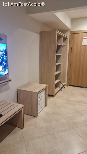 [P08] camera de hotel » foto by robert
 - 
<span class="allrVoted glyphicon glyphicon-heart hidden" id="av1391294"></span>
<a class="m-l-10 hidden" id="sv1391294" onclick="voting_Foto_DelVot(,1391294,28274)" role="button">șterge vot <span class="glyphicon glyphicon-remove"></span></a>
<a id="v91391294" class=" c-red"  onclick="voting_Foto_SetVot(1391294)" role="button"><span class="glyphicon glyphicon-heart-empty"></span> <b>LIKE</b> = Votează poza</a> <img class="hidden"  id="f1391294W9" src="/imagini/loader.gif" border="0" /><span class="AjErrMes hidden" id="e1391294ErM"></span>