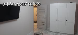 [P25] Chișinău, Artima Great Apartment, Dormitorul cu Dulapul și Televizorul » foto by mprofeanu
 - 
<span class="allrVoted glyphicon glyphicon-heart hidden" id="av1479056"></span>
<a class="m-l-10 hidden" id="sv1479056" onclick="voting_Foto_DelVot(,1479056,28351)" role="button">șterge vot <span class="glyphicon glyphicon-remove"></span></a>
<a id="v91479056" class=" c-red"  onclick="voting_Foto_SetVot(1479056)" role="button"><span class="glyphicon glyphicon-heart-empty"></span> <b>LIKE</b> = Votează poza</a> <img class="hidden"  id="f1479056W9" src="/imagini/loader.gif" border="0" /><span class="AjErrMes hidden" id="e1479056ErM"></span>