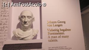 [P07] Bustul fondatorului Johann Georg von Langen » foto by k-lator
 - 
<span class="allrVoted glyphicon glyphicon-heart hidden" id="av1402979"></span>
<a class="m-l-10 hidden" id="sv1402979" onclick="voting_Foto_DelVot(,1402979,28355)" role="button">șterge vot <span class="glyphicon glyphicon-remove"></span></a>
<a id="v91402979" class=" c-red"  onclick="voting_Foto_SetVot(1402979)" role="button"><span class="glyphicon glyphicon-heart-empty"></span> <b>LIKE</b> = Votează poza</a> <img class="hidden"  id="f1402979W9" src="/imagini/loader.gif" border="0" /><span class="AjErrMes hidden" id="e1402979ErM"></span>