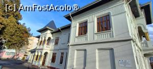 [P01] Casa Ciubuc, actualmente Centrul cultural „Gheorghe Zamfir” din Găești. » foto by tata123 🔱
 - 
<span class="allrVoted glyphicon glyphicon-heart hidden" id="av1409196"></span>
<a class="m-l-10 hidden" id="sv1409196" onclick="voting_Foto_DelVot(,1409196,28416)" role="button">șterge vot <span class="glyphicon glyphicon-remove"></span></a>
<a id="v91409196" class=" c-red"  onclick="voting_Foto_SetVot(1409196)" role="button"><span class="glyphicon glyphicon-heart-empty"></span> <b>LIKE</b> = Votează poza</a> <img class="hidden"  id="f1409196W9" src="/imagini/loader.gif" border="0" /><span class="AjErrMes hidden" id="e1409196ErM"></span>