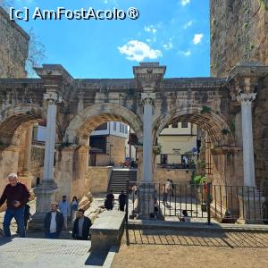 [P26] Hadrian Gate » foto by Mirinda
 - 
<span class="allrVoted glyphicon glyphicon-heart hidden" id="av1419525"></span>
<a class="m-l-10 hidden" id="sv1419525" onclick="voting_Foto_DelVot(,1419525,28502)" role="button">șterge vot <span class="glyphicon glyphicon-remove"></span></a>
<a id="v91419525" class=" c-red"  onclick="voting_Foto_SetVot(1419525)" role="button"><span class="glyphicon glyphicon-heart-empty"></span> <b>LIKE</b> = Votează poza</a> <img class="hidden"  id="f1419525W9" src="/imagini/loader.gif" border="0" /><span class="AjErrMes hidden" id="e1419525ErM"></span>