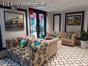 [P02] Zona de lobby de la recpție - măcar asta e mare , ai ceva loc » foto by Pușcașu Marin
 - 
<span class="allrVoted glyphicon glyphicon-heart hidden" id="av1421844"></span>
<a class="m-l-10 hidden" id="sv1421844" onclick="voting_Foto_DelVot(,1421844,28512)" role="button">șterge vot <span class="glyphicon glyphicon-remove"></span></a>
<a id="v91421844" class=" c-red"  onclick="voting_Foto_SetVot(1421844)" role="button"><span class="glyphicon glyphicon-heart-empty"></span> <b>LIKE</b> = Votează poza</a> <img class="hidden"  id="f1421844W9" src="/imagini/loader.gif" border="0" /><span class="AjErrMes hidden" id="e1421844ErM"></span>