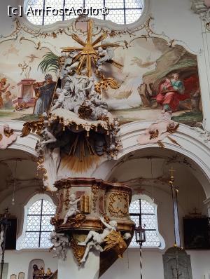 [P36] Biserica din sat » foto by crismis
 - 
<span class="allrVoted glyphicon glyphicon-heart hidden" id="av1432673"></span>
<a class="m-l-10 hidden" id="sv1432673" onclick="voting_Foto_DelVot(,1432673,28599)" role="button">șterge vot <span class="glyphicon glyphicon-remove"></span></a>
<a id="v91432673" class=" c-red"  onclick="voting_Foto_SetVot(1432673)" role="button"><span class="glyphicon glyphicon-heart-empty"></span> <b>LIKE</b> = Votează poza</a> <img class="hidden"  id="f1432673W9" src="/imagini/loader.gif" border="0" /><span class="AjErrMes hidden" id="e1432673ErM"></span>