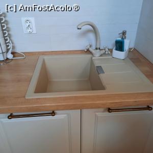 [P15] Odorheiu Secuiesc, Central Harmony Apartment, Prin Chicinetă » foto by mprofeanu
 - 
<span class="allrVoted glyphicon glyphicon-heart hidden" id="av1436772"></span>
<a class="m-l-10 hidden" id="sv1436772" onclick="voting_Foto_DelVot(,1436772,28629)" role="button">șterge vot <span class="glyphicon glyphicon-remove"></span></a>
<a id="v91436772" class=" c-red"  onclick="voting_Foto_SetVot(1436772)" role="button"><span class="glyphicon glyphicon-heart-empty"></span> <b>LIKE</b> = Votează poza</a> <img class="hidden"  id="f1436772W9" src="/imagini/loader.gif" border="0" /><span class="AjErrMes hidden" id="e1436772ErM"></span>