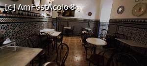 [P54] Sala de cafenea » foto by irinad
 - 
<span class="allrVoted glyphicon glyphicon-heart hidden" id="av1436849"></span>
<a class="m-l-10 hidden" id="sv1436849" onclick="voting_Foto_DelVot(,1436849,28631)" role="button">șterge vot <span class="glyphicon glyphicon-remove"></span></a>
<a id="v91436849" class=" c-red"  onclick="voting_Foto_SetVot(1436849)" role="button"><span class="glyphicon glyphicon-heart-empty"></span> <b>LIKE</b> = Votează poza</a> <img class="hidden"  id="f1436849W9" src="/imagini/loader.gif" border="0" /><span class="AjErrMes hidden" id="e1436849ErM"></span>
