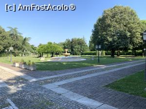 [P60] Bes Hotel La Muratella » foto by AZE
 - 
<span class="allrVoted glyphicon glyphicon-heart hidden" id="av1438590"></span>
<a class="m-l-10 hidden" id="sv1438590" onclick="voting_Foto_DelVot(,1438590,28645)" role="button">șterge vot <span class="glyphicon glyphicon-remove"></span></a>
<a id="v91438590" class=" c-red"  onclick="voting_Foto_SetVot(1438590)" role="button"><span class="glyphicon glyphicon-heart-empty"></span> <b>LIKE</b> = Votează poza</a> <img class="hidden"  id="f1438590W9" src="/imagini/loader.gif" border="0" /><span class="AjErrMes hidden" id="e1438590ErM"></span>