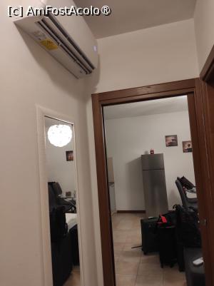 [P10] Holul de la Residenza Prezzemolo » foto by ilee
 - 
<span class="allrVoted glyphicon glyphicon-heart hidden" id="av1444329"></span>
<a class="m-l-10 hidden" id="sv1444329" onclick="voting_Foto_DelVot(,1444329,28691)" role="button">șterge vot <span class="glyphicon glyphicon-remove"></span></a>
<a id="v91444329" class=" c-red"  onclick="voting_Foto_SetVot(1444329)" role="button"><span class="glyphicon glyphicon-heart-empty"></span> <b>LIKE</b> = Votează poza</a> <img class="hidden"  id="f1444329W9" src="/imagini/loader.gif" border="0" /><span class="AjErrMes hidden" id="e1444329ErM"></span>