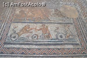 [P18] Orfeu, cantand la lira, pentru a linisti animalele salbatice » foto by Dorina9
 - 
<span class="allrVoted glyphicon glyphicon-heart hidden" id="av1146150"></span>
<a class="m-l-10 hidden" id="sv1146150" onclick="voting_Foto_DelVot(,1146150,28879)" role="button">șterge vot <span class="glyphicon glyphicon-remove"></span></a>
<a id="v91146150" class=" c-red"  onclick="voting_Foto_SetVot(1146150)" role="button"><span class="glyphicon glyphicon-heart-empty"></span> <b>LIKE</b> = Votează poza</a> <img class="hidden"  id="f1146150W9" src="/imagini/loader.gif" border="0" /><span class="AjErrMes hidden" id="e1146150ErM"></span>