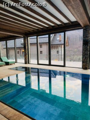 [P03] piscina interioară » foto by robert
 - 
<span class="allrVoted glyphicon glyphicon-heart hidden" id="av1479346"></span>
<a class="m-l-10 hidden" id="sv1479346" onclick="voting_Foto_DelVot(,1479346,28954)" role="button">șterge vot <span class="glyphicon glyphicon-remove"></span></a>
<a id="v91479346" class=" c-red"  onclick="voting_Foto_SetVot(1479346)" role="button"><span class="glyphicon glyphicon-heart-empty"></span> <b>LIKE</b> = Votează poza</a> <img class="hidden"  id="f1479346W9" src="/imagini/loader.gif" border="0" /><span class="AjErrMes hidden" id="e1479346ErM"></span>