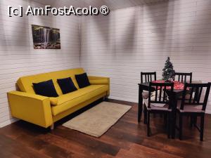 [P02] Wellness Resort Szecseny; living » foto by crismis
 - 
<span class="allrVoted glyphicon glyphicon-heart hidden" id="av1480395"></span>
<a class="m-l-10 hidden" id="sv1480395" onclick="voting_Foto_DelVot(,1480395,28962)" role="button">șterge vot <span class="glyphicon glyphicon-remove"></span></a>
<a id="v91480395" class=" c-red"  onclick="voting_Foto_SetVot(1480395)" role="button"><span class="glyphicon glyphicon-heart-empty"></span> <b>LIKE</b> = Votează poza</a> <img class="hidden"  id="f1480395W9" src="/imagini/loader.gif" border="0" /><span class="AjErrMes hidden" id="e1480395ErM"></span>