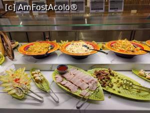 [P52] Hotel Cordial Mogan Playa; bufet cină » foto by crismis
 - 
<span class="allrVoted glyphicon glyphicon-heart hidden" id="av1488971"></span>
<a class="m-l-10 hidden" id="sv1488971" onclick="voting_Foto_DelVot(,1488971,29042)" role="button">șterge vot <span class="glyphicon glyphicon-remove"></span></a>
<a id="v91488971" class=" c-red"  onclick="voting_Foto_SetVot(1488971)" role="button"><span class="glyphicon glyphicon-heart-empty"></span> <b>LIKE</b> = Votează poza</a> <img class="hidden"  id="f1488971W9" src="/imagini/loader.gif" border="0" /><span class="AjErrMes hidden" id="e1488971ErM"></span>