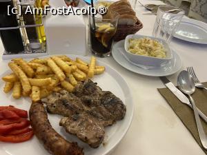 [P34] Hotel Alexandra Mamaia - papa bun » foto by nicole33
 - 
<span class="allrVoted glyphicon glyphicon-heart hidden" id="av1513054"></span>
<a class="m-l-10 hidden" id="sv1513054" onclick="voting_Foto_DelVot(,1513054,29052)" role="button">șterge vot <span class="glyphicon glyphicon-remove"></span></a>
<a id="v91513054" class=" c-red"  onclick="voting_Foto_SetVot(1513054)" role="button"><span class="glyphicon glyphicon-heart-empty"></span> <b>LIKE</b> = Votează poza</a> <img class="hidden"  id="f1513054W9" src="/imagini/loader.gif" border="0" /><span class="AjErrMes hidden" id="e1513054ErM"></span>