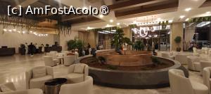 [P33] Lobby hotel » foto by Gina1970
 - 
<span class="allrVoted glyphicon glyphicon-heart hidden" id="av1497403"></span>
<a class="m-l-10 hidden" id="sv1497403" onclick="voting_Foto_DelVot(,1497403,29116)" role="button">șterge vot <span class="glyphicon glyphicon-remove"></span></a>
<a id="v91497403" class=" c-red"  onclick="voting_Foto_SetVot(1497403)" role="button"><span class="glyphicon glyphicon-heart-empty"></span> <b>LIKE</b> = Votează poza</a> <img class="hidden"  id="f1497403W9" src="/imagini/loader.gif" border="0" /><span class="AjErrMes hidden" id="e1497403ErM"></span>