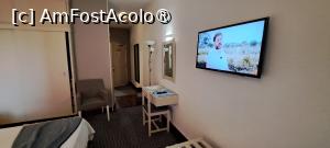 [P20] Imperatriz Aparthotel, tv, toaleta cu oglindă, holul spre intrarea în cameră » foto by irinad
 - 
<span class="allrVoted glyphicon glyphicon-heart hidden" id="av1502272"></span>
<a class="m-l-10 hidden" id="sv1502272" onclick="voting_Foto_DelVot(,1502272,29150)" role="button">șterge vot <span class="glyphicon glyphicon-remove"></span></a>
<a id="v91502272" class=" c-red"  onclick="voting_Foto_SetVot(1502272)" role="button"><span class="glyphicon glyphicon-heart-empty"></span> <b>LIKE</b> = Votează poza</a> <img class="hidden"  id="f1502272W9" src="/imagini/loader.gif" border="0" /><span class="AjErrMes hidden" id="e1502272ErM"></span>