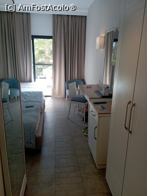 [P03] Intrare in camera » foto by Ella Elle
 - 
<span class="allrVoted glyphicon glyphicon-heart hidden" id="av1504046"></span>
<a class="m-l-10 hidden" id="sv1504046" onclick="voting_Foto_DelVot(,1504046,29162)" role="button">șterge vot <span class="glyphicon glyphicon-remove"></span></a>
<a id="v91504046" class=" c-red"  onclick="voting_Foto_SetVot(1504046)" role="button"><span class="glyphicon glyphicon-heart-empty"></span> <b>LIKE</b> = Votează poza</a> <img class="hidden"  id="f1504046W9" src="/imagini/loader.gif" border="0" /><span class="AjErrMes hidden" id="e1504046ErM"></span>