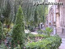 [P06] Biserica Rusa - curtea din partea stanga intrarii principale. » foto by Maria Smeu
 - 
<span class="allrVoted glyphicon glyphicon-heart hidden" id="av149862"></span>
<a class="m-l-10 hidden" id="sv149862" onclick="voting_Foto_DelVot(,149862,29192)" role="button">șterge vot <span class="glyphicon glyphicon-remove"></span></a>
<a id="v9149862" class=" c-red"  onclick="voting_Foto_SetVot(149862)" role="button"><span class="glyphicon glyphicon-heart-empty"></span> <b>LIKE</b> = Votează poza</a> <img class="hidden"  id="f149862W9" src="/imagini/loader.gif" border="0" /><span class="AjErrMes hidden" id="e149862ErM"></span>