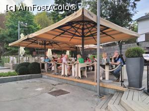 [P20] Terasa restaurantului - cealaltă latură » foto by crismis
 - 
<span class="allrVoted glyphicon glyphicon-heart hidden" id="av1509705"></span>
<a class="m-l-10 hidden" id="sv1509705" onclick="voting_Foto_DelVot(,1509705,29195)" role="button">șterge vot <span class="glyphicon glyphicon-remove"></span></a>
<a id="v91509705" class=" c-red"  onclick="voting_Foto_SetVot(1509705)" role="button"><span class="glyphicon glyphicon-heart-empty"></span> <b>LIKE</b> = Votează poza</a> <img class="hidden"  id="f1509705W9" src="/imagini/loader.gif" border="0" /><span class="AjErrMes hidden" id="e1509705ErM"></span>