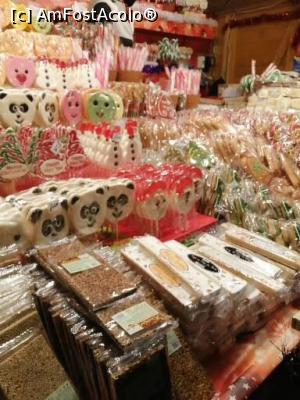 [P04] Dulciuri la târg » foto by nelu73
 - 
<span class="allrVoted glyphicon glyphicon-heart hidden" id="av1266899"></span>
<a class="m-l-10 hidden" id="sv1266899" onclick="voting_Foto_DelVot(,1266899,29199)" role="button">șterge vot <span class="glyphicon glyphicon-remove"></span></a>
<a id="v91266899" class=" c-red"  onclick="voting_Foto_SetVot(1266899)" role="button"><span class="glyphicon glyphicon-heart-empty"></span> <b>LIKE</b> = Votează poza</a> <img class="hidden"  id="f1266899W9" src="/imagini/loader.gif" border="0" /><span class="AjErrMes hidden" id="e1266899ErM"></span>