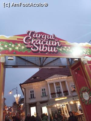 [P15] Intrarea în târgul de Crăciun » foto by nelu73
 - 
<span class="allrVoted glyphicon glyphicon-heart hidden" id="av1341246"></span>
<a class="m-l-10 hidden" id="sv1341246" onclick="voting_Foto_DelVot(,1341246,29199)" role="button">șterge vot <span class="glyphicon glyphicon-remove"></span></a>
<a id="v91341246" class=" c-red"  onclick="voting_Foto_SetVot(1341246)" role="button"><span class="glyphicon glyphicon-heart-empty"></span> <b>LIKE</b> = Votează poza</a> <img class="hidden"  id="f1341246W9" src="/imagini/loader.gif" border="0" /><span class="AjErrMes hidden" id="e1341246ErM"></span>