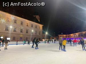 [P13] Patinoarul » foto by AZE
 - 
<span class="allrVoted glyphicon glyphicon-heart hidden" id="av1341698"></span>
<a class="m-l-10 hidden" id="sv1341698" onclick="voting_Foto_DelVot(,1341698,29199)" role="button">șterge vot <span class="glyphicon glyphicon-remove"></span></a>
<a id="v91341698" class=" c-red"  onclick="voting_Foto_SetVot(1341698)" role="button"><span class="glyphicon glyphicon-heart-empty"></span> <b>LIKE</b> = Votează poza</a> <img class="hidden"  id="f1341698W9" src="/imagini/loader.gif" border="0" /><span class="AjErrMes hidden" id="e1341698ErM"></span>