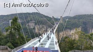 [P14] The Glass Bridge and Grand Canyon Zhangjiajie » foto by elenaadina
 - 
<span class="allrVoted glyphicon glyphicon-heart hidden" id="av1510296"></span>
<a class="m-l-10 hidden" id="sv1510296" onclick="voting_Foto_DelVot(,1510296,29201)" role="button">șterge vot <span class="glyphicon glyphicon-remove"></span></a>
<a id="v91510296" class=" c-red"  onclick="voting_Foto_SetVot(1510296)" role="button"><span class="glyphicon glyphicon-heart-empty"></span> <b>LIKE</b> = Votează poza</a> <img class="hidden"  id="f1510296W9" src="/imagini/loader.gif" border="0" /><span class="AjErrMes hidden" id="e1510296ErM"></span>