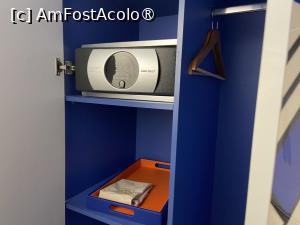 [P36] Rixos Radamis Tirana - seiful din dulap » foto by nicole33
 - 
<span class="allrVoted glyphicon glyphicon-heart hidden" id="av1510896"></span>
<a class="m-l-10 hidden" id="sv1510896" onclick="voting_Foto_DelVot(,1510896,29204)" role="button">șterge vot <span class="glyphicon glyphicon-remove"></span></a>
<a id="v91510896" class=" c-red"  onclick="voting_Foto_SetVot(1510896)" role="button"><span class="glyphicon glyphicon-heart-empty"></span> <b>LIKE</b> = Votează poza</a> <img class="hidden"  id="f1510896W9" src="/imagini/loader.gif" border="0" /><span class="AjErrMes hidden" id="e1510896ErM"></span>