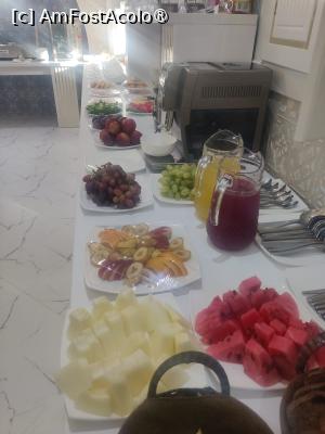 [P25] Micul dejun » foto by adso
 - 
<span class="allrVoted glyphicon glyphicon-heart hidden" id="av1511933"></span>
<a class="m-l-10 hidden" id="sv1511933" onclick="voting_Foto_DelVot(,1511933,29212)" role="button">șterge vot <span class="glyphicon glyphicon-remove"></span></a>
<a id="v91511933" class=" c-red"  onclick="voting_Foto_SetVot(1511933)" role="button"><span class="glyphicon glyphicon-heart-empty"></span> <b>LIKE</b> = Votează poza</a> <img class="hidden"  id="f1511933W9" src="/imagini/loader.gif" border="0" /><span class="AjErrMes hidden" id="e1511933ErM"></span>