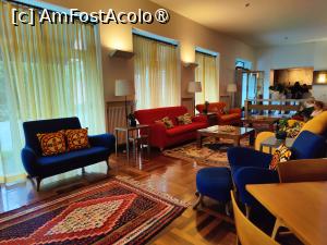 [P53] Zona de relaxare din lobby » foto by crismis
 - 
<span class="allrVoted glyphicon glyphicon-heart hidden" id="av1513943"></span>
<a class="m-l-10 hidden" id="sv1513943" onclick="voting_Foto_DelVot(,1513943,29221)" role="button">șterge vot <span class="glyphicon glyphicon-remove"></span></a>
<a id="v91513943" class=" c-red"  onclick="voting_Foto_SetVot(1513943)" role="button"><span class="glyphicon glyphicon-heart-empty"></span> <b>LIKE</b> = Votează poza</a> <img class="hidden"  id="f1513943W9" src="/imagini/loader.gif" border="0" /><span class="AjErrMes hidden" id="e1513943ErM"></span>