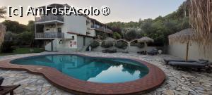 [P05] Piscina - Vila Aggelos, Koukounaries » foto by vlado2
 - 
<span class="allrVoted glyphicon glyphicon-heart hidden" id="av1518218"></span>
<a class="m-l-10 hidden" id="sv1518218" onclick="voting_Foto_DelVot(,1518218,29253)" role="button">șterge vot <span class="glyphicon glyphicon-remove"></span></a>
<a id="v91518218" class=" c-red"  onclick="voting_Foto_SetVot(1518218)" role="button"><span class="glyphicon glyphicon-heart-empty"></span> <b>LIKE</b> = Votează poza</a> <img class="hidden"  id="f1518218W9" src="/imagini/loader.gif" border="0" /><span class="AjErrMes hidden" id="e1518218ErM"></span>