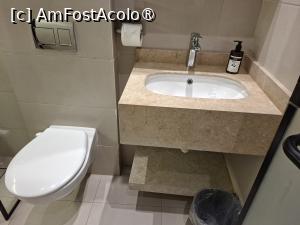 [P21] Giza, Egipt, „Pyramids Spiritual Gate” Hotel, Camera 406, Baia cu cele de trebuință, curat și nou totul... » foto by mprofeanu
 - 
<span class="allrVoted glyphicon glyphicon-heart hidden" id="av1519610"></span>
<a class="m-l-10 hidden" id="sv1519610" onclick="voting_Foto_DelVot(,1519610,29265)" role="button">șterge vot <span class="glyphicon glyphicon-remove"></span></a>
<a id="v91519610" class=" c-red"  onclick="voting_Foto_SetVot(1519610)" role="button"><span class="glyphicon glyphicon-heart-empty"></span> <b>LIKE</b> = Votează poza</a> <img class="hidden"  id="f1519610W9" src="/imagini/loader.gif" border="0" /><span class="AjErrMes hidden" id="e1519610ErM"></span>