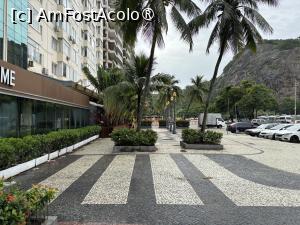 [P08] La stânga se vede zona de terasă de jos a hotelului » foto by AZE
 - 
<span class="allrVoted glyphicon glyphicon-heart hidden" id="av1523648"></span>
<a class="m-l-10 hidden" id="sv1523648" onclick="voting_Foto_DelVot(,1523648,29290)" role="button">șterge vot <span class="glyphicon glyphicon-remove"></span></a>
<a id="v91523648" class=" c-red"  onclick="voting_Foto_SetVot(1523648)" role="button"><span class="glyphicon glyphicon-heart-empty"></span> <b>LIKE</b> = Votează poza</a> <img class="hidden"  id="f1523648W9" src="/imagini/loader.gif" border="0" /><span class="AjErrMes hidden" id="e1523648ErM"></span>