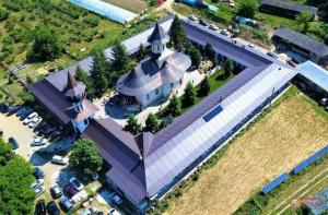 [P37] Mănăstirea Grăjdeni » foto by adso <span class="label label-default labelC_thin small">NEVOTABILĂ</span>