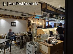 [P12] Hostaria Piave » foto by adso
 - 
<span class="allrVoted glyphicon glyphicon-heart hidden" id="av1525745"></span>
<a class="m-l-10 hidden" id="sv1525745" onclick="voting_Foto_DelVot(,1525745,29306)" role="button">șterge vot <span class="glyphicon glyphicon-remove"></span></a>
<a id="v91525745" class=" c-red"  onclick="voting_Foto_SetVot(1525745)" role="button"><span class="glyphicon glyphicon-heart-empty"></span> <b>LIKE</b> = Votează poza</a> <img class="hidden"  id="f1525745W9" src="/imagini/loader.gif" border="0" /><span class="AjErrMes hidden" id="e1525745ErM"></span>