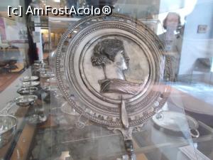 [P12] Muzeul Național de Arheologie, Napoli. Din &bdquo;Colecția de argintărie&rdquo; scoasă din &bdquo;Casa dei Manandro&rdquo; de la Pompei. » foto by mihaelavoicu
 - 
<span class="allrVoted glyphicon glyphicon-heart hidden" id="av1189944"></span>
<a class="m-l-10 hidden" id="sv1189944" onclick="voting_Foto_DelVot(,1189944,29347)" role="button">șterge vot <span class="glyphicon glyphicon-remove"></span></a>
<a id="v91189944" class=" c-red"  onclick="voting_Foto_SetVot(1189944)" role="button"><span class="glyphicon glyphicon-heart-empty"></span> <b>LIKE</b> = Votează poza</a> <img class="hidden"  id="f1189944W9" src="/imagini/loader.gif" border="0" /><span class="AjErrMes hidden" id="e1189944ErM"></span>