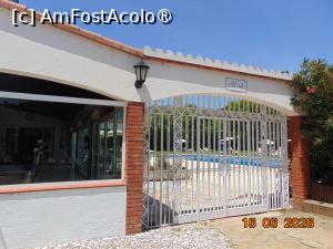 [P20] hotel Tossa de Mar, vedere spre piscina » foto by Yolanda
 - 
<span class="allrVoted glyphicon glyphicon-heart hidden" id="av1533358"></span>
<a class="m-l-10 hidden" id="sv1533358" onclick="voting_Foto_DelVot(,1533358,29363)" role="button">șterge vot <span class="glyphicon glyphicon-remove"></span></a>
<a id="v91533358" class=" c-red"  onclick="voting_Foto_SetVot(1533358)" role="button"><span class="glyphicon glyphicon-heart-empty"></span> <b>LIKE</b> = Votează poza</a> <img class="hidden"  id="f1533358W9" src="/imagini/loader.gif" border="0" /><span class="AjErrMes hidden" id="e1533358ErM"></span>