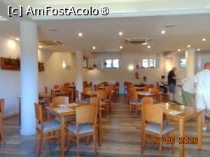[P33] restaurant » foto by Yolanda
 - 
<span class="allrVoted glyphicon glyphicon-heart hidden" id="av1533379"></span>
<a class="m-l-10 hidden" id="sv1533379" onclick="voting_Foto_DelVot(,1533379,29363)" role="button">șterge vot <span class="glyphicon glyphicon-remove"></span></a>
<a id="v91533379" class=" c-red"  onclick="voting_Foto_SetVot(1533379)" role="button"><span class="glyphicon glyphicon-heart-empty"></span> <b>LIKE</b> = Votează poza</a> <img class="hidden"  id="f1533379W9" src="/imagini/loader.gif" border="0" /><span class="AjErrMes hidden" id="e1533379ErM"></span>