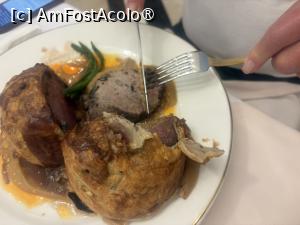 [P19] Restaurant La Comtesse - Beef Wellington » foto by nicole33
 - 
<span class="allrVoted glyphicon glyphicon-heart hidden" id="av1534959"></span>
<a class="m-l-10 hidden" id="sv1534959" onclick="voting_Foto_DelVot(,1534959,29377)" role="button">șterge vot <span class="glyphicon glyphicon-remove"></span></a>
<a id="v91534959" class=" c-red"  onclick="voting_Foto_SetVot(1534959)" role="button"><span class="glyphicon glyphicon-heart-empty"></span> <b>LIKE</b> = Votează poza</a> <img class="hidden"  id="f1534959W9" src="/imagini/loader.gif" border="0" /><span class="AjErrMes hidden" id="e1534959ErM"></span>