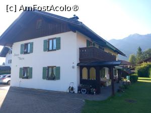 [P01] Haus Maria Wallgau-vedere din fata » foto by over
 - 
<span class="allrVoted glyphicon glyphicon-heart hidden" id="av1538704"></span>
<a class="m-l-10 hidden" id="sv1538704" onclick="voting_Foto_DelVot(,1538704,29415)" role="button">șterge vot <span class="glyphicon glyphicon-remove"></span></a>
<a id="v91538704" class=" c-red"  onclick="voting_Foto_SetVot(1538704)" role="button"><span class="glyphicon glyphicon-heart-empty"></span> <b>LIKE</b> = Votează poza</a> <img class="hidden"  id="f1538704W9" src="/imagini/loader.gif" border="0" /><span class="AjErrMes hidden" id="e1538704ErM"></span>